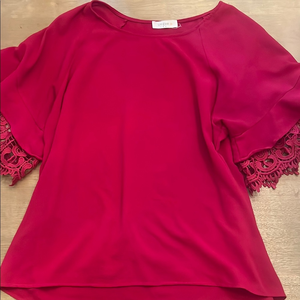 Umgee Women's burgundy Lace Sleeve Top